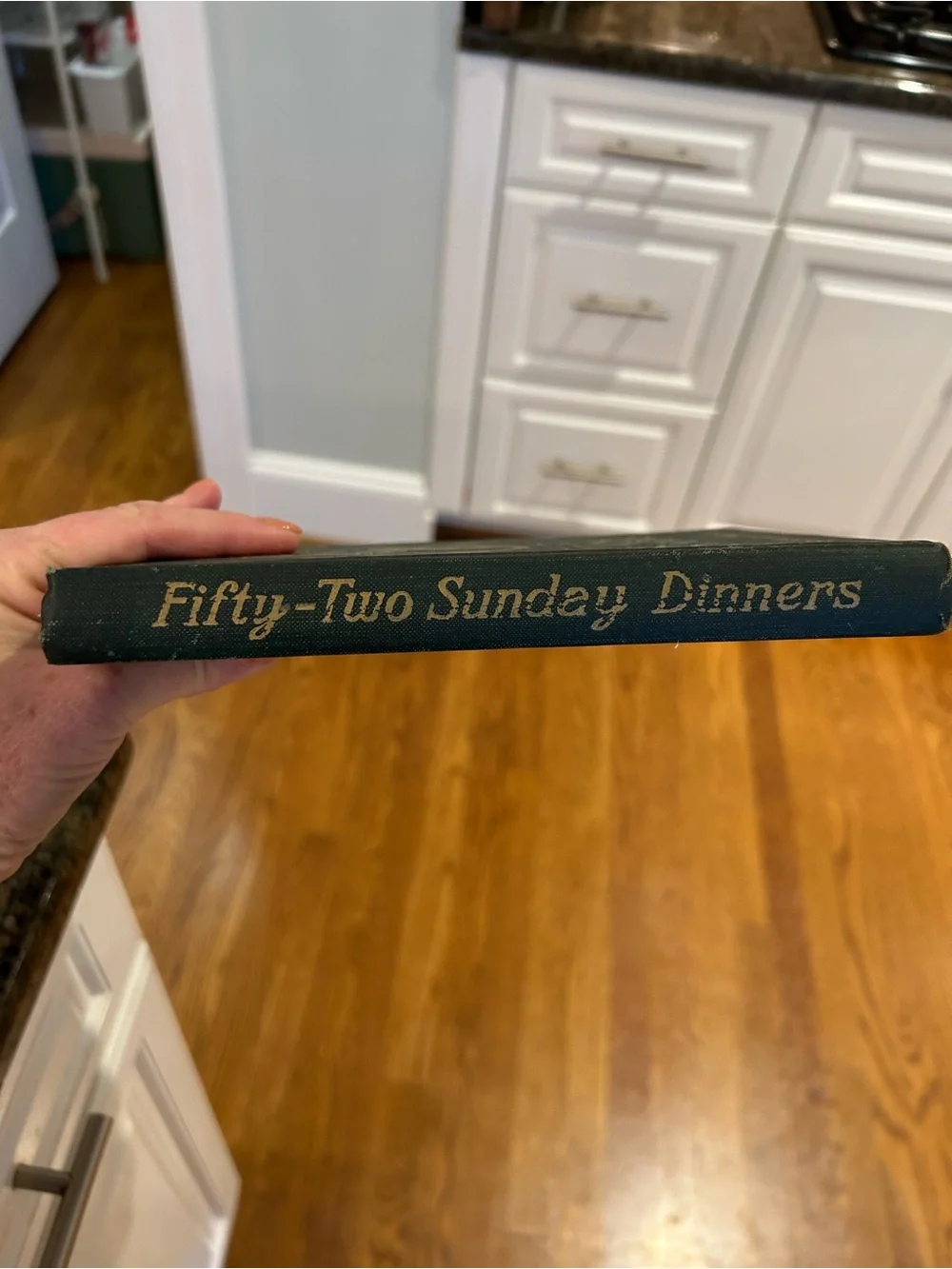 Fifty-Two Sunday Dinners by Elizebeth O Hiller 1915 Vintage Well Loved Used